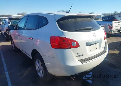 2013 Nissan Rogue S z USA, uszkodzony, nr VIN JN8AS5MT3DW038541